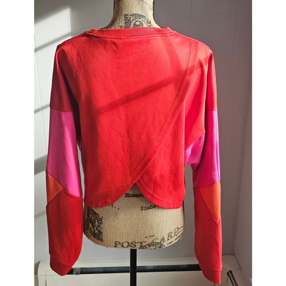 ZUMBA Red And Pink Block Sweatshirt New Without Tags - Picture 6 of 8